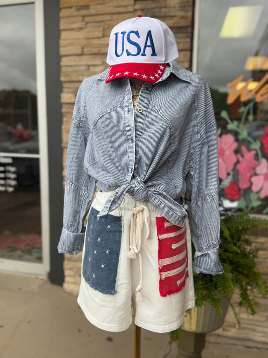 Drawstring American proud shorts